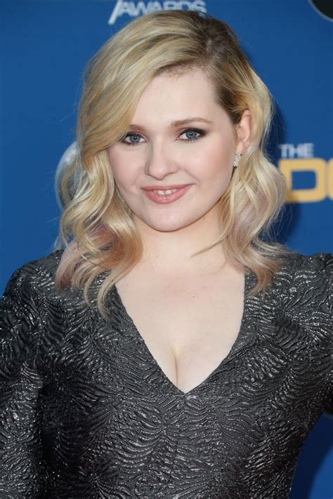 abigail breslin sexy photos